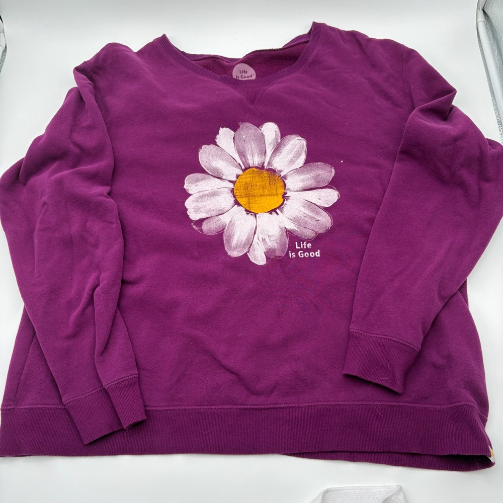 Life is Good Purple Daisy Graphic Pullover
